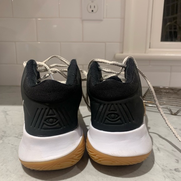Nike Kyrie Irving Flytrap basketball shoes like new condition size 7 - Picture 6 of 6